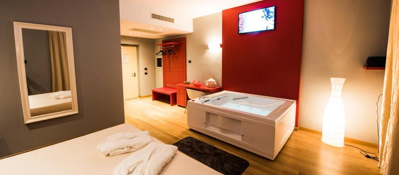 Verdello Sweet Motel מראה חיצוני תמונה